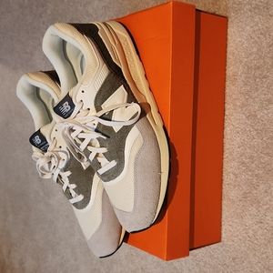 New Balance 997H Grey,White, and Cream